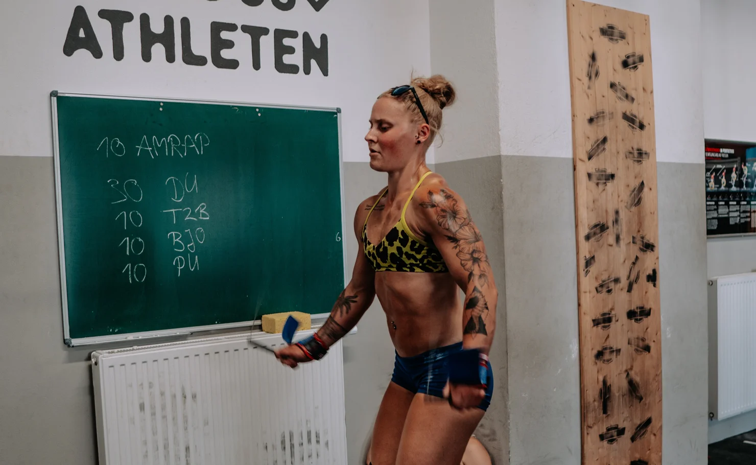 Athletin beim Workout