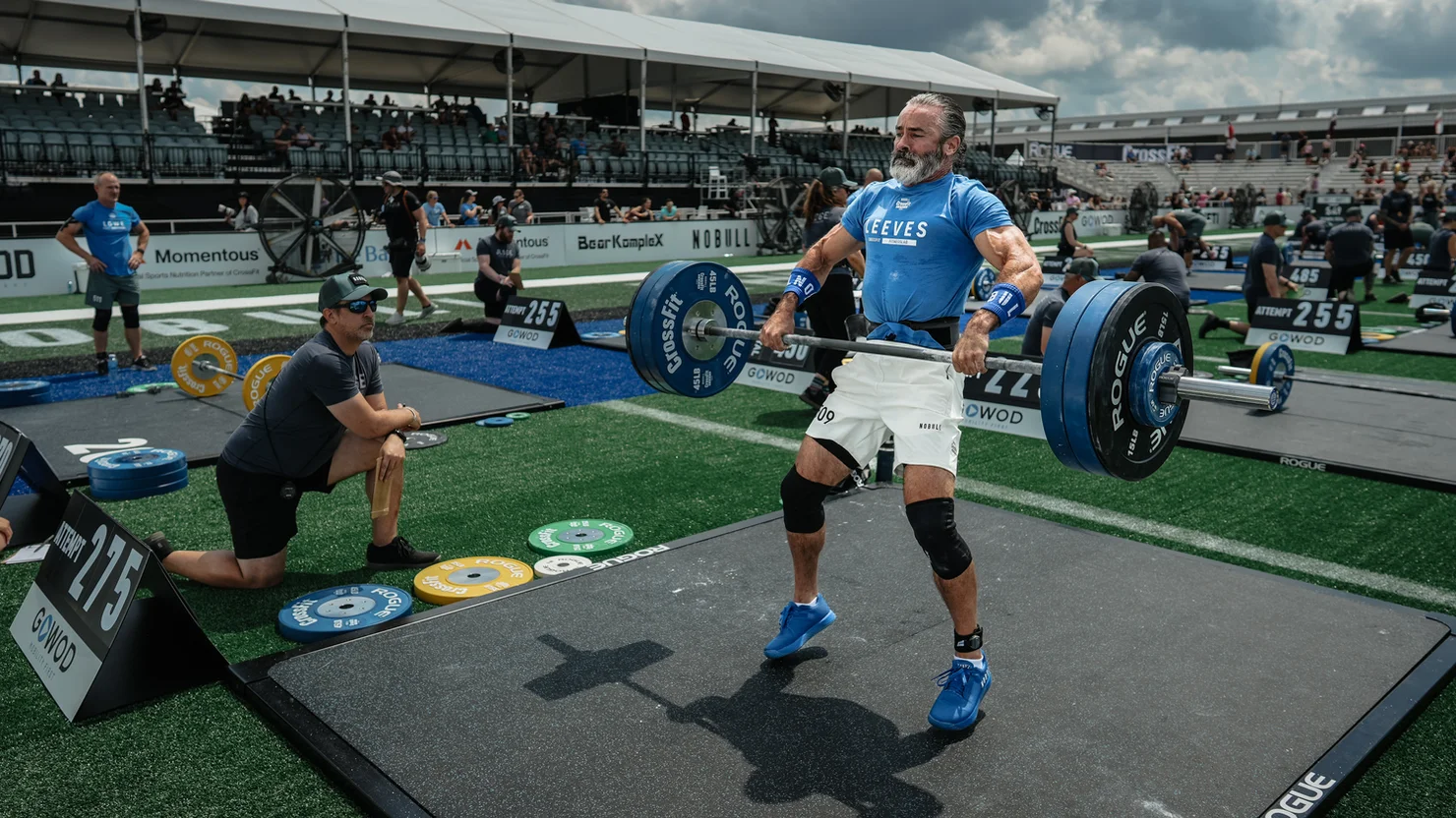 CrossFitter bei einem Clean