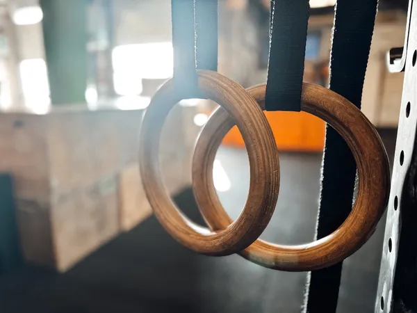 how-to-perform-ring-rows-correctly-and-why-this-ex